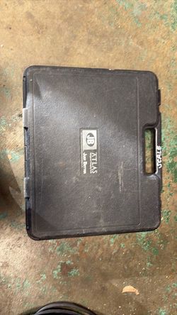 JB Atlas scale w/ Hard Carrying Case