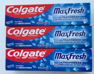 (3) Colgate Max Fresh Cool Mint Toothpaste