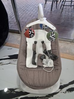 Baby swing eléctrico