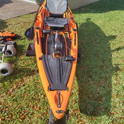 Kayak fishing, With Propeller Pedal And Trailer 