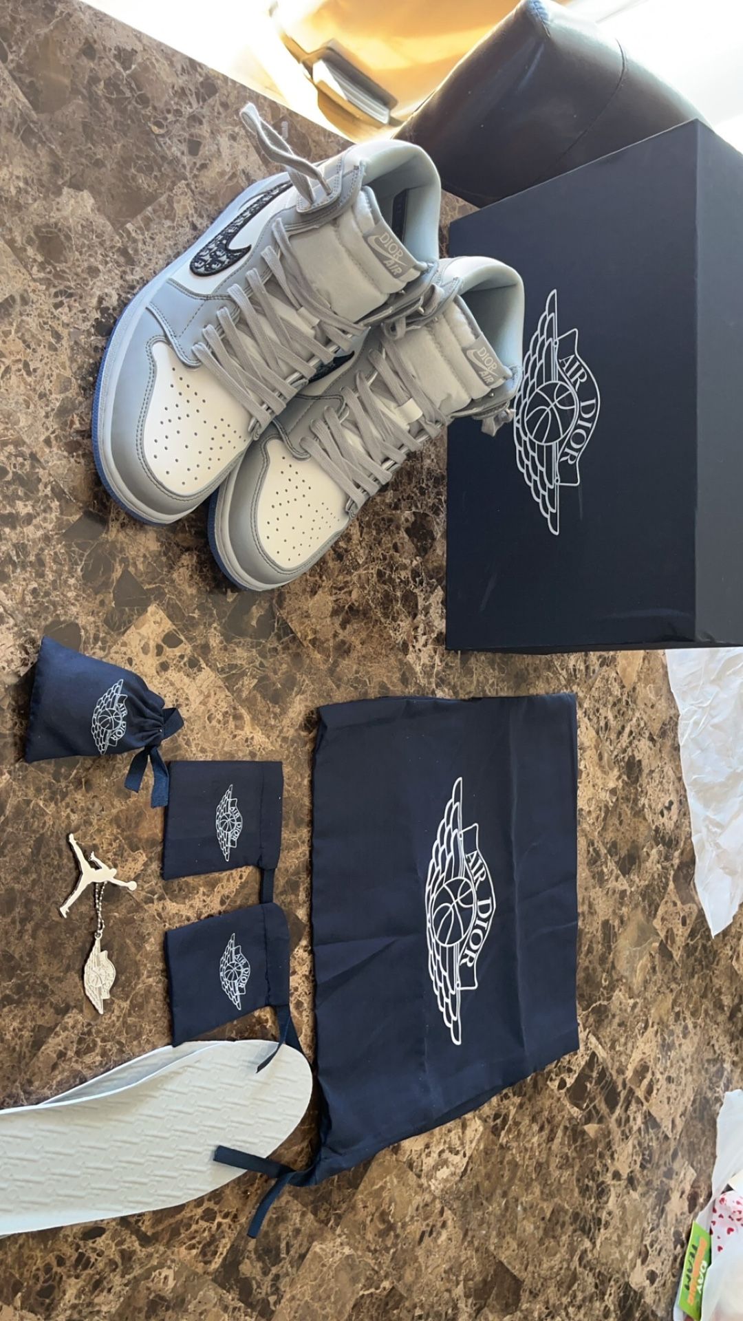 Jordan 1 Diors