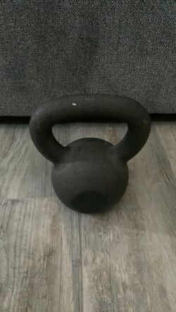Hampton 35lb Kettlebell
