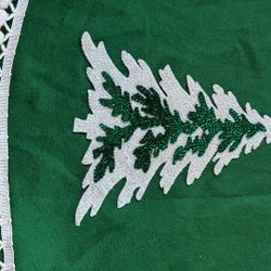 Handmade Vintage Tree Skirt