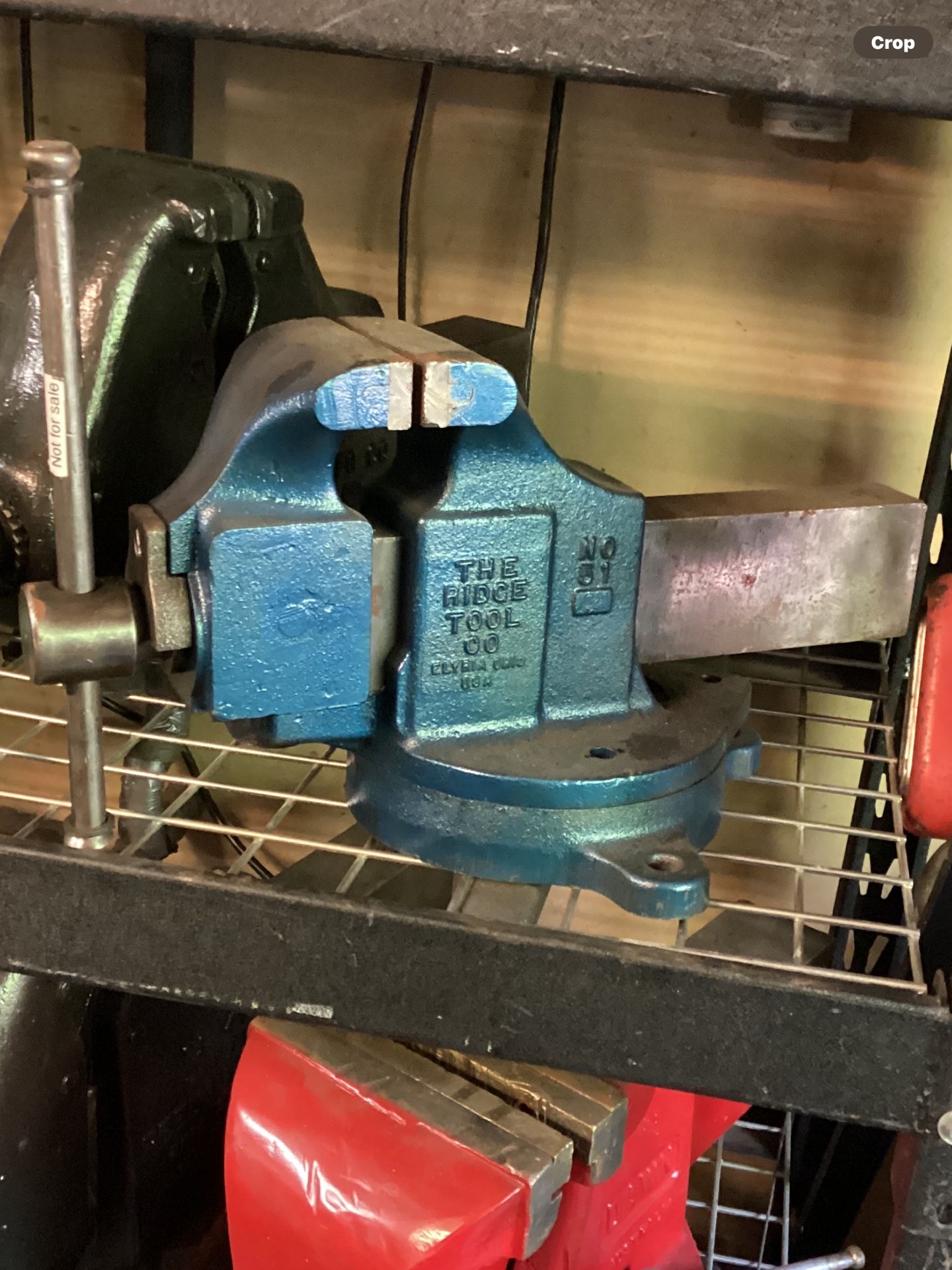 Ridge Tool Company Vise / 5 1/4 Inch Jaws / Opens 8 Inches / 100 Pounds / Swivel Base / New Condition. / Made In USA Vice