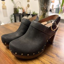 Trendy Dansko Heeled Clogs