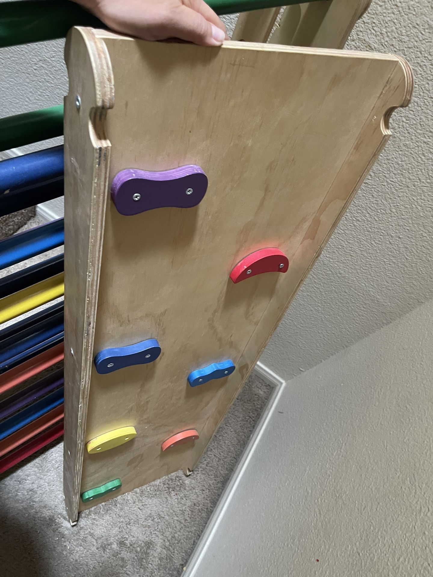 Pickler Triangle With Slide And Wall Climber