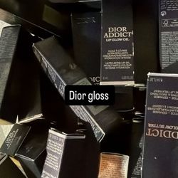Dior Lipgloss / Fenty Gloss , Mac Lipstick