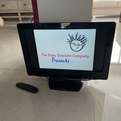 Toshiba 19” Flat Screen TV/DVD Combo. Not A Smart TV