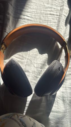 BEATS HEADPHONES