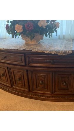 Side Board