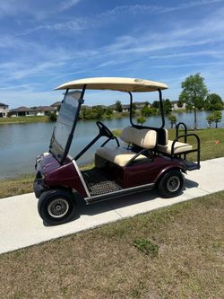 CLUB CAR GOLF CART
