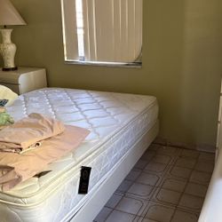 FURNITURE GOOD PRICES 