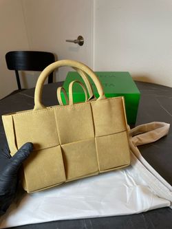 Authentic bag Bottega Veneta With strap