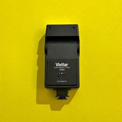 Vivitar 2000 Electronic Flash Hot Shoe Mount for SLR DSLR Cameras
