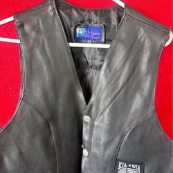 LEATHER MOTORCYCLE VEST 