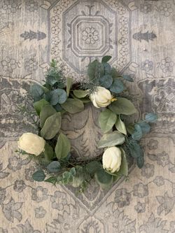 Target Green and white wreath