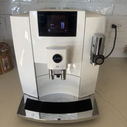 Jura E 8 Specialty Coffee Maker 