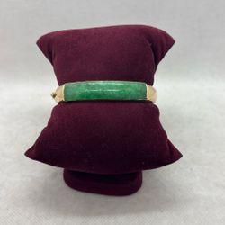 18k Jade Bracelet 