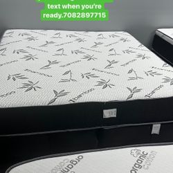 Huge sale for Mattress And Box Twin size mattress and box 150.$ full 190$ Queen 200$ king 290$. free delivery free set up 708….280….7715… cash or Zell