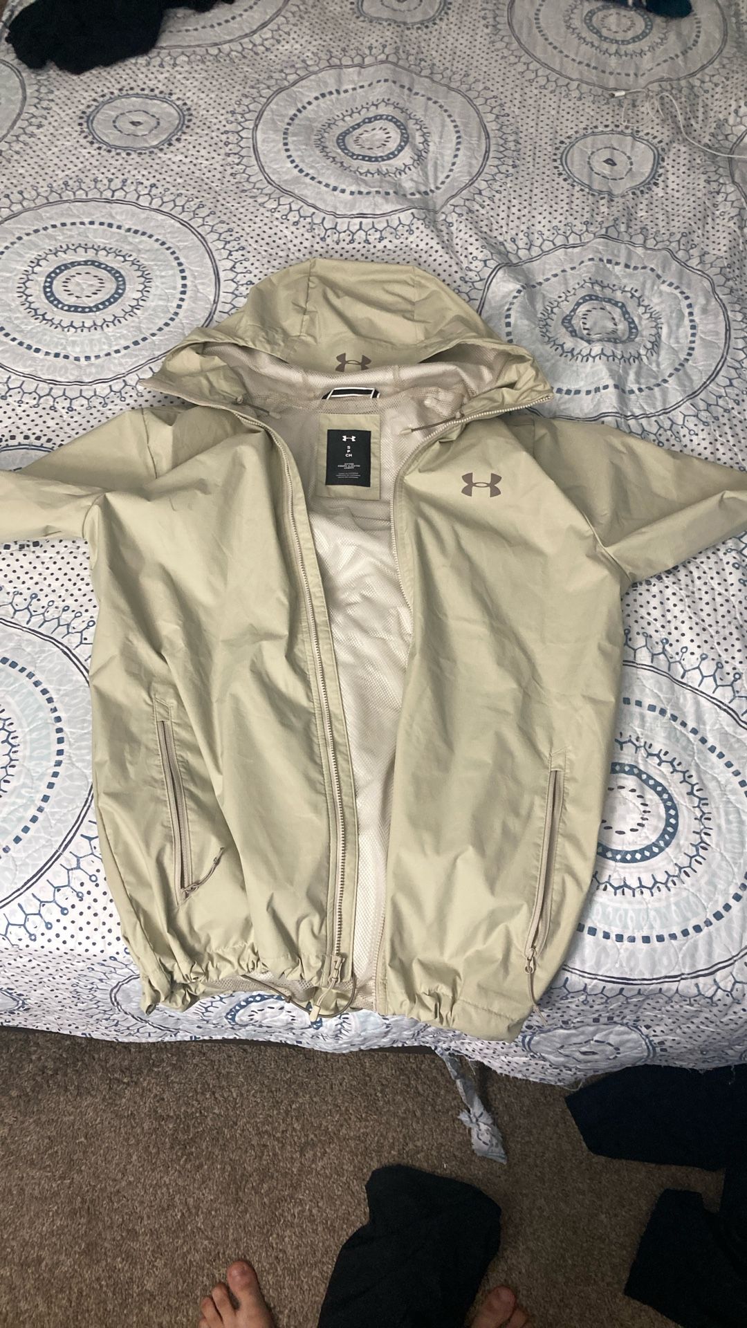 Under Armor Rain Hoodie 