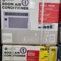BRAND NEW GE 250 sq ft 6,000 BTU Air Condition window unit with Remote Control