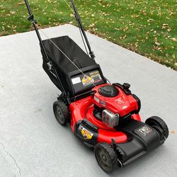 LAWN MOWER CRAFTSMAN 6.25 hp 150cc  FRONT WHEEL  DRIVE MOWER Like 👍 New