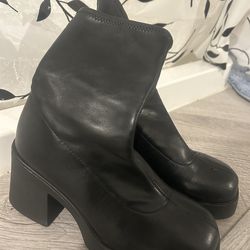Chunky black boot from Ross.