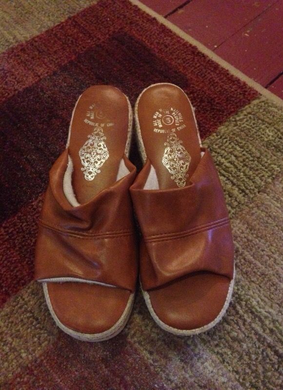 Girls Shoes
