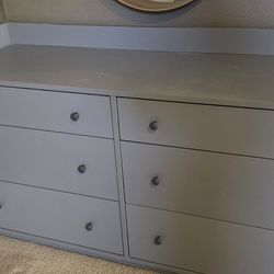 Dresser Short