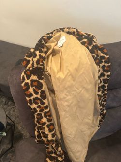 HEAVY COAT