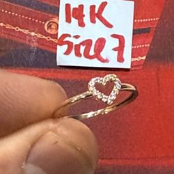 14K Solid Gold Ring For Wedding Size 7 CUBIC ZIRCONIUM STONES 