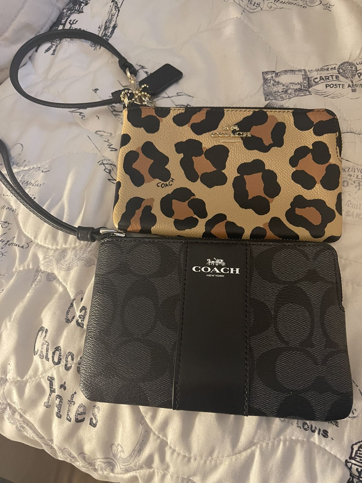 carteras Coach nuevas  las dos Por Sien Dólares 