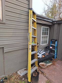 Louisville 8ft Step Ladder