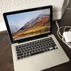 MacBook Pro 13” A1278 Intel core i5 2.3Ghz 4GB 250GB SATA HD WiFi iSight Camera OSX High sierra