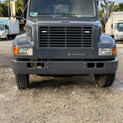 International 4700 Thermoplastic  Kettles Truck 