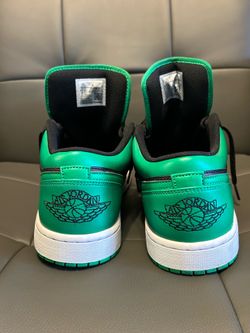 Air Jordan 1 Low 'Black Lucky Green'