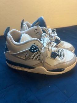 Boys shoes