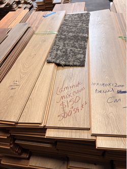 MIX COLOR PALLETS OF LAMINATE  - need gone asap