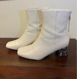 Women Boots 8.5