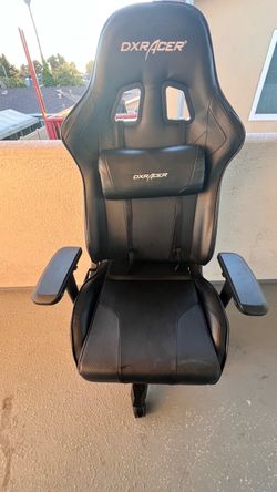 DXRacer Black Gaming Chair