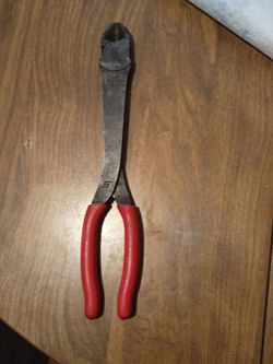 Diagonal Cutting Pliers