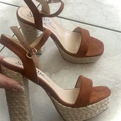 Brown Wedges 