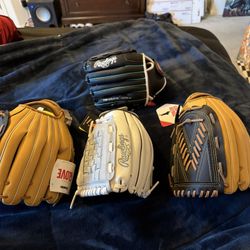 Baseball Gloves 