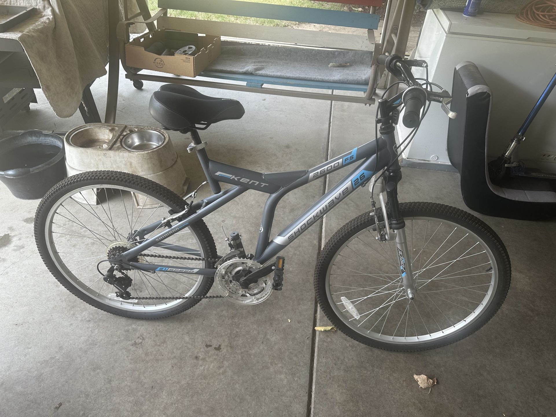 -Kent Shockwave Mens 26 Inches 7 Speeds Bicycle Cruiser-