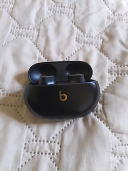 Beats by Dre earbuds