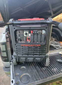 PREDATOR 9500 Watt SUPER QUIET Inverter Generator with CO SECURE Technology,