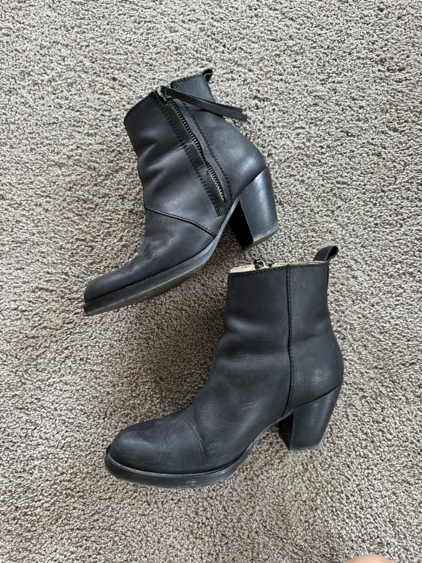 Acne Studios Booties Women’s 37