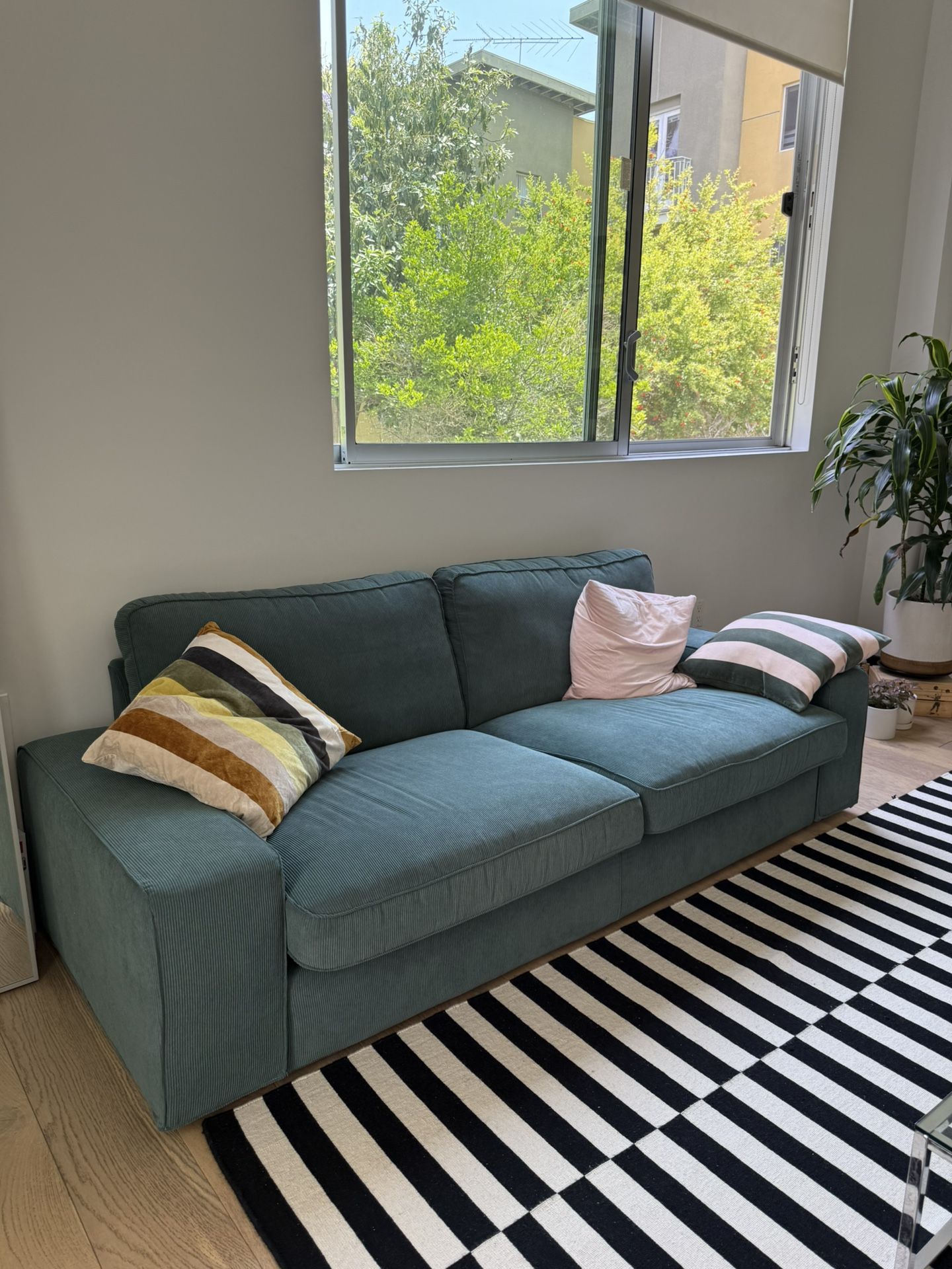 Kivik Sofa