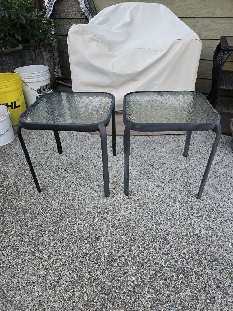 Set of 2 Square Patio Side Tables