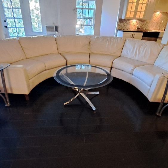 Luxurious Sectional Couch+3 Tables